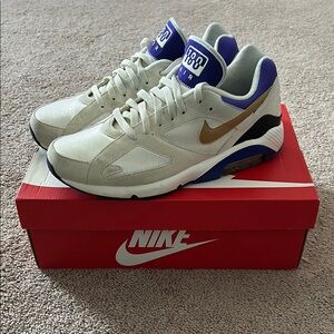 Nike Air Max 180 QS